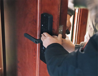 抚宁24小时上门开锁公司